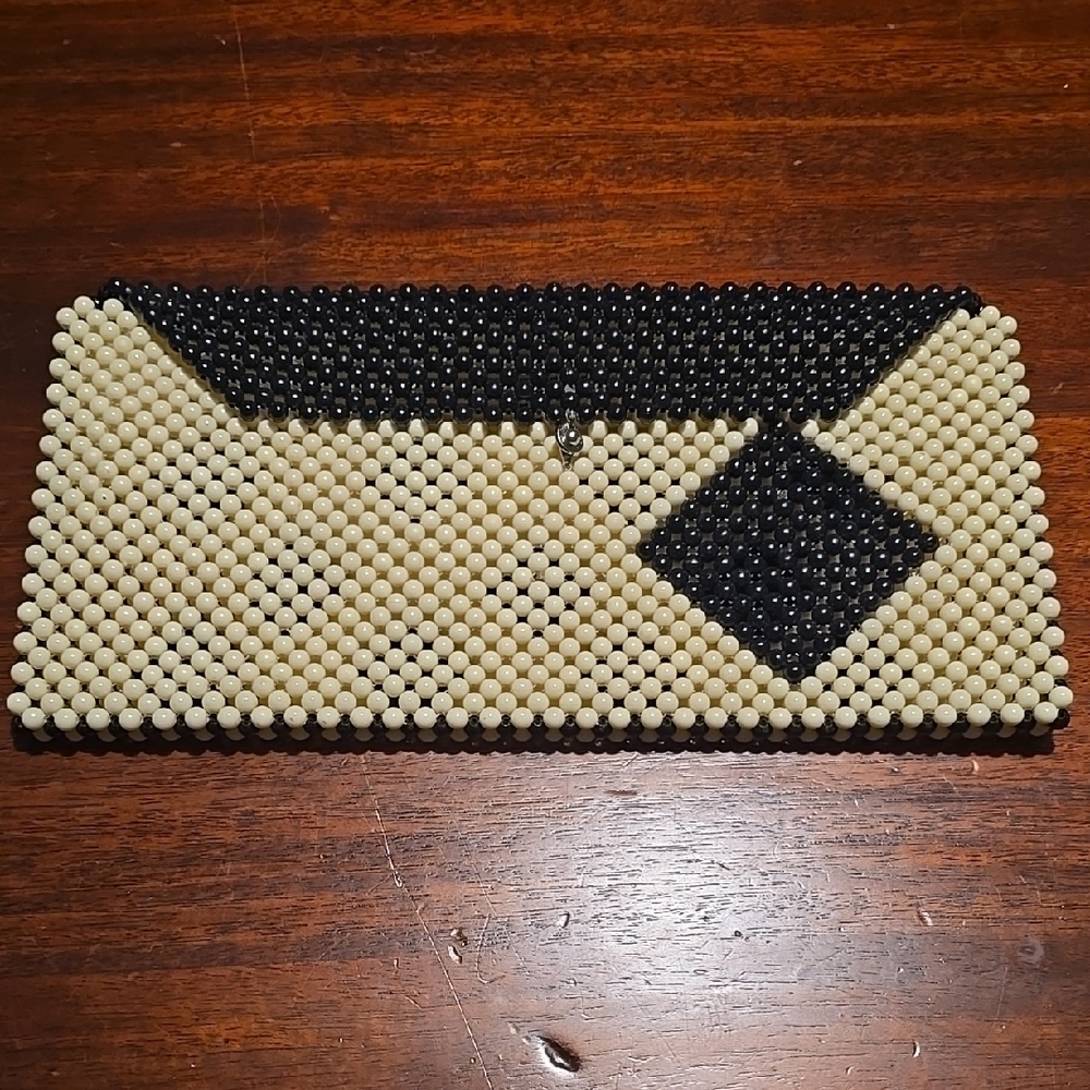 Elegant Black and Cream Beaded Clutch